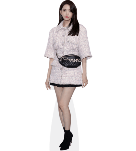 Yoona (Pink Coat) Pappaufsteller