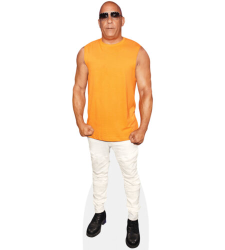 Vin Diesel (Orange Tshirt) Pappaufsteller