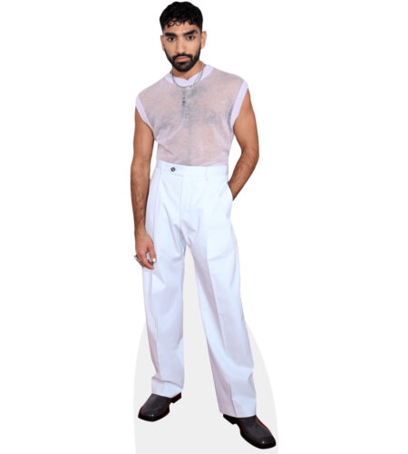Mawaan Rizwan (White Trousers) Pappaufsteller