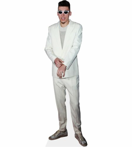 Tyler Herro (White Suit) Pappaufsteller